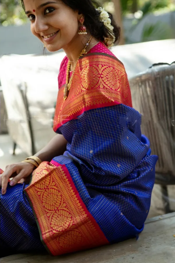 Blue_Embellished_Banarasi_Jacquard_Saree_(Blue)
